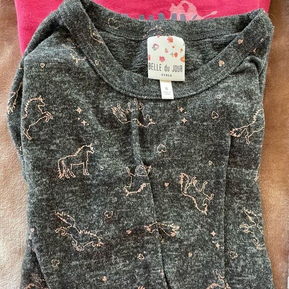 Huge Lot of 13 Items Little Girls Fall/ Winter Clothes Size 5T - Picture 4 of 15